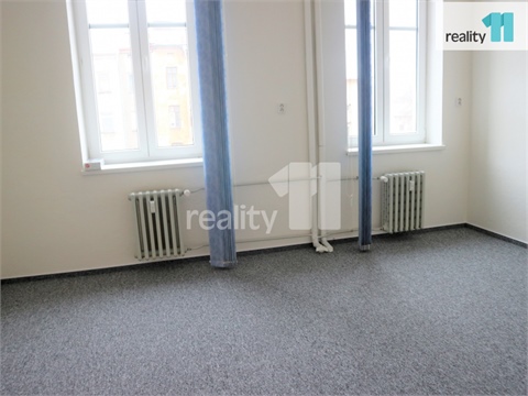 Prodej komerčního objektu, 810 m² 4