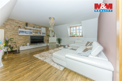 Prodej rodinného domu, 295 m² 6