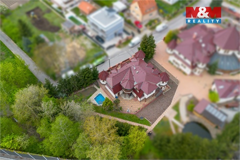 Prodej rodinného domu, 295 m² 16