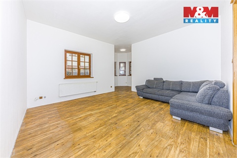 Prodej rodinného domu, 295 m² 10