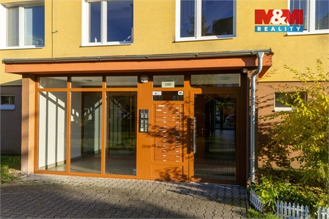 Pronájem bytu 3kk, 73 m² - 14