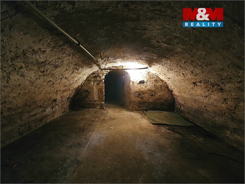 Prodej rodinného domu, 282 m² 16