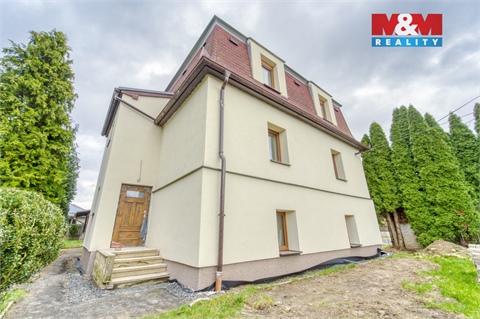 Prodej rodinného domu, 290 m² - 14