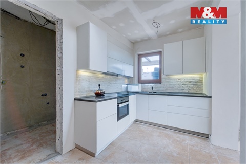 Prodej rodinného domu, 290 m² 4