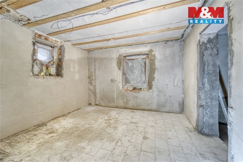 Prodej rodinného domu, 290 m² 12