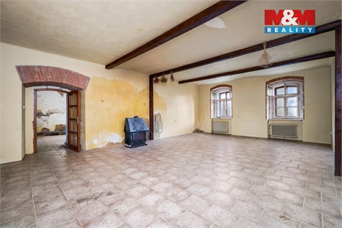 Prodej rodinného domu, 350 m² 6