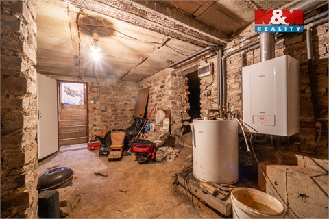 Prodej rodinného domu, 180 m² - 24