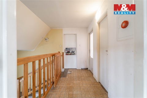 Prodej rodinného domu, 180 m² - 10