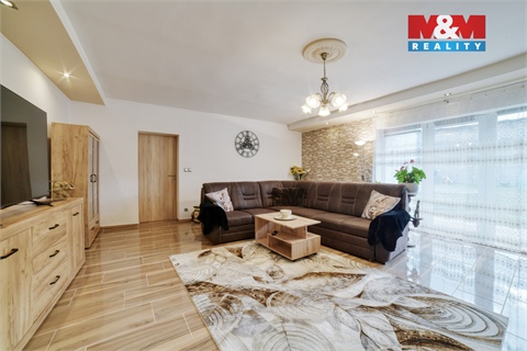 Prodej rodinného domu, 252 m² - 0