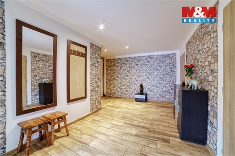 Prodej rodinného domu, 252 m² - 12