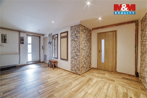 Prodej rodinného domu, 252 m² 14