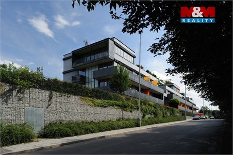 Prodej parkovacího místa, 18 m² - 0