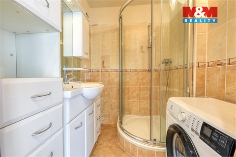 Prodej bytu 3+1, 77 m² 22