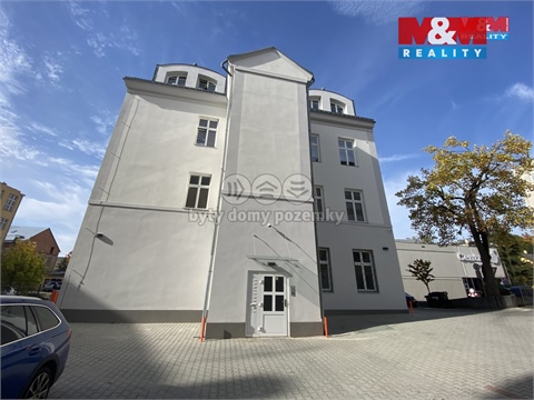 Pronájem bytu 3kk, 71 m² 22