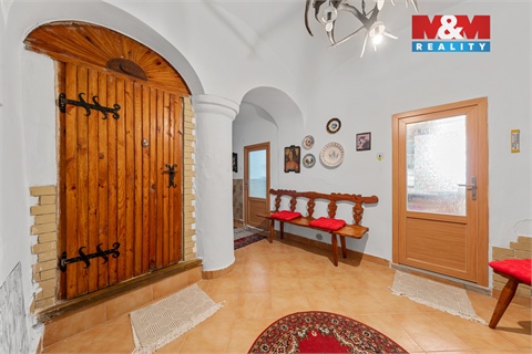 Prodej rodinného domu, 250 m² - 24