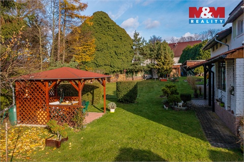 Prodej rodinného domu, 250 m² 14