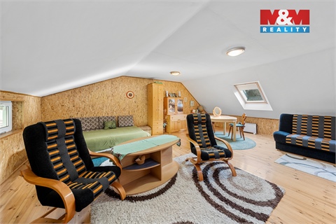 Prodej rodinného domu, 250 m² 18