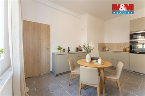 Prodej rodinného domu, 186 m² 8