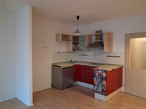 Prodej bytu 3kk, 83 m² 2