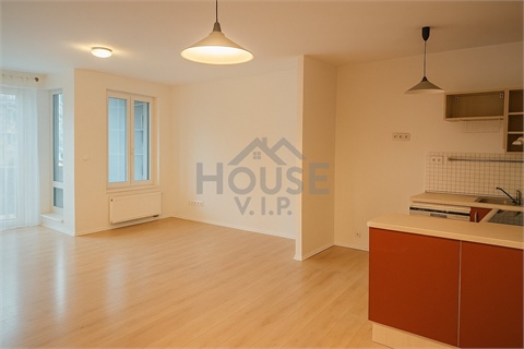 Prodej bytu 3kk, 83 m² 2