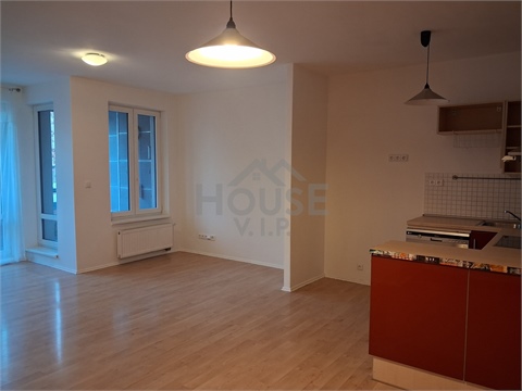 Prodej bytu 3kk, 83 m² 0