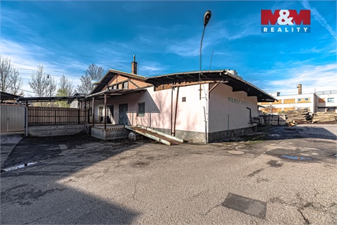 Prodej obchodních prostor, 658 m² 12