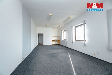 Prodej obchodních prostor, 658 m² 14