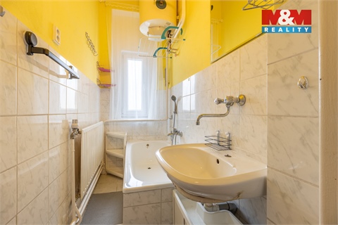 Prodej rodinného domu, 200 m² 18