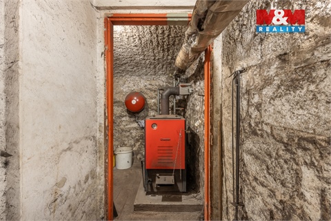 Prodej rodinného domu, 200 m² - 14