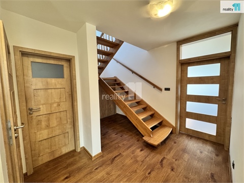 Pronájem rodinného domu, 170 m² - 2