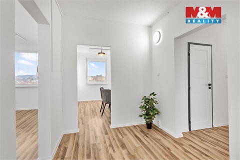 Prodej bytu 5+1, 90 m² - 2