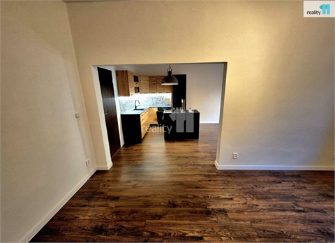 Prodej bytu 3+1, 97 m² - 2