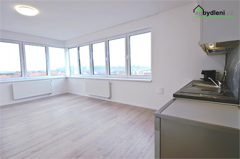 Pronájem bytu 3kk, 69 m² 0