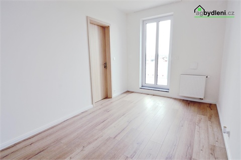 Pronájem bytu 3kk, 69 m² 6