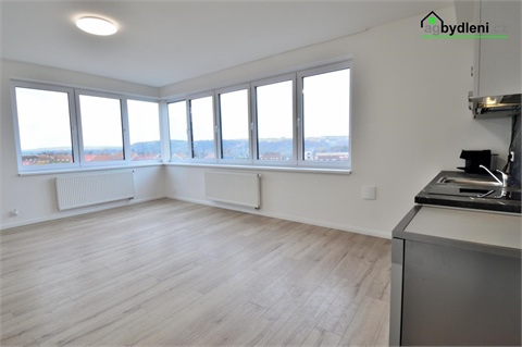 Pronájem bytu 3kk, 69 m² 0