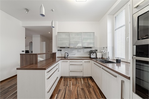 Prodej bytu 2+1, 86 m² 0