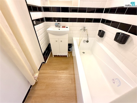 Pronájem bytu 3+1, 79 m² - 8