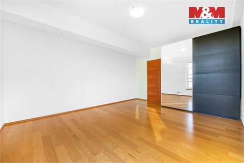 Pronájem bytu 4kk, 151 m² - 10