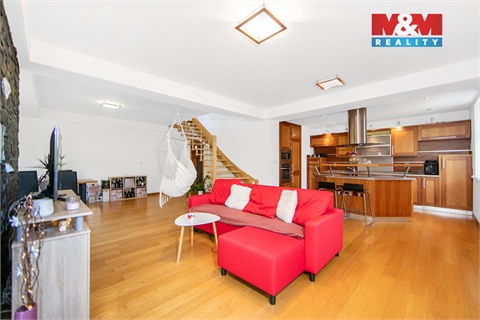 Pronájem bytu 4kk, 151 m² - 0