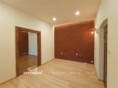 Pronájem bytu 2+1, 51 m² 0