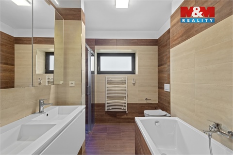 Prodej rodinného domu, 166 m² - 22