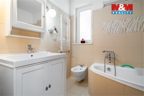 Prodej rodinného domu, 94 m² 8