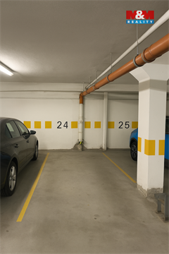 Pronájem parkovacího místa, 14 m² - 0