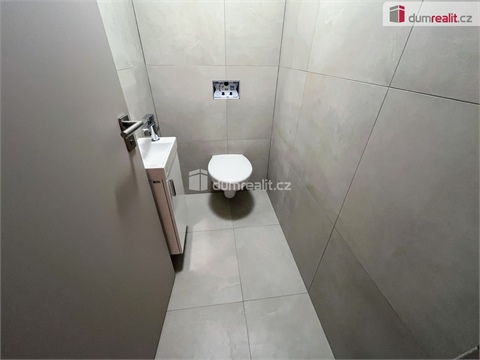 Pronájem bytu 3kk, 77 m² 6