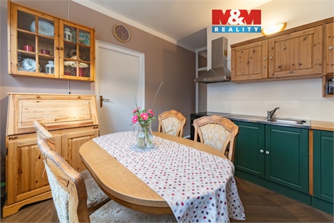 Prodej bytu 4+1, 77 m² 0