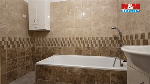 Pronájem bytu 2+1, 49 m² 2