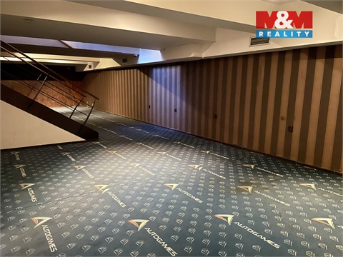 Pronájem komerčního objektu, 143 m² - 2