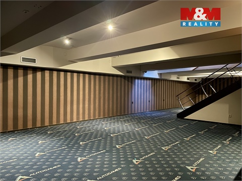 Pronájem komerčního objektu, 143 m² 2