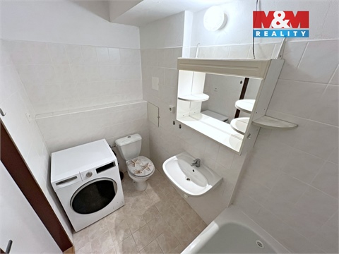 Pronájem bytu 1+1, 33 m² 10