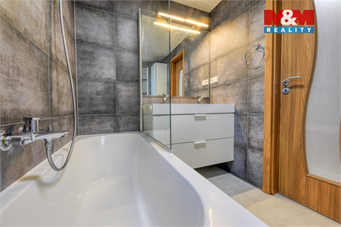 Prodej rodinného domu, 89 m² 8